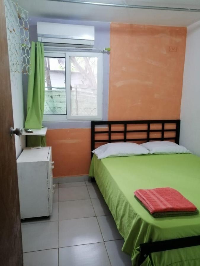 Taca Tucan Hostel Playa Blanca  Zewnętrze zdjęcie